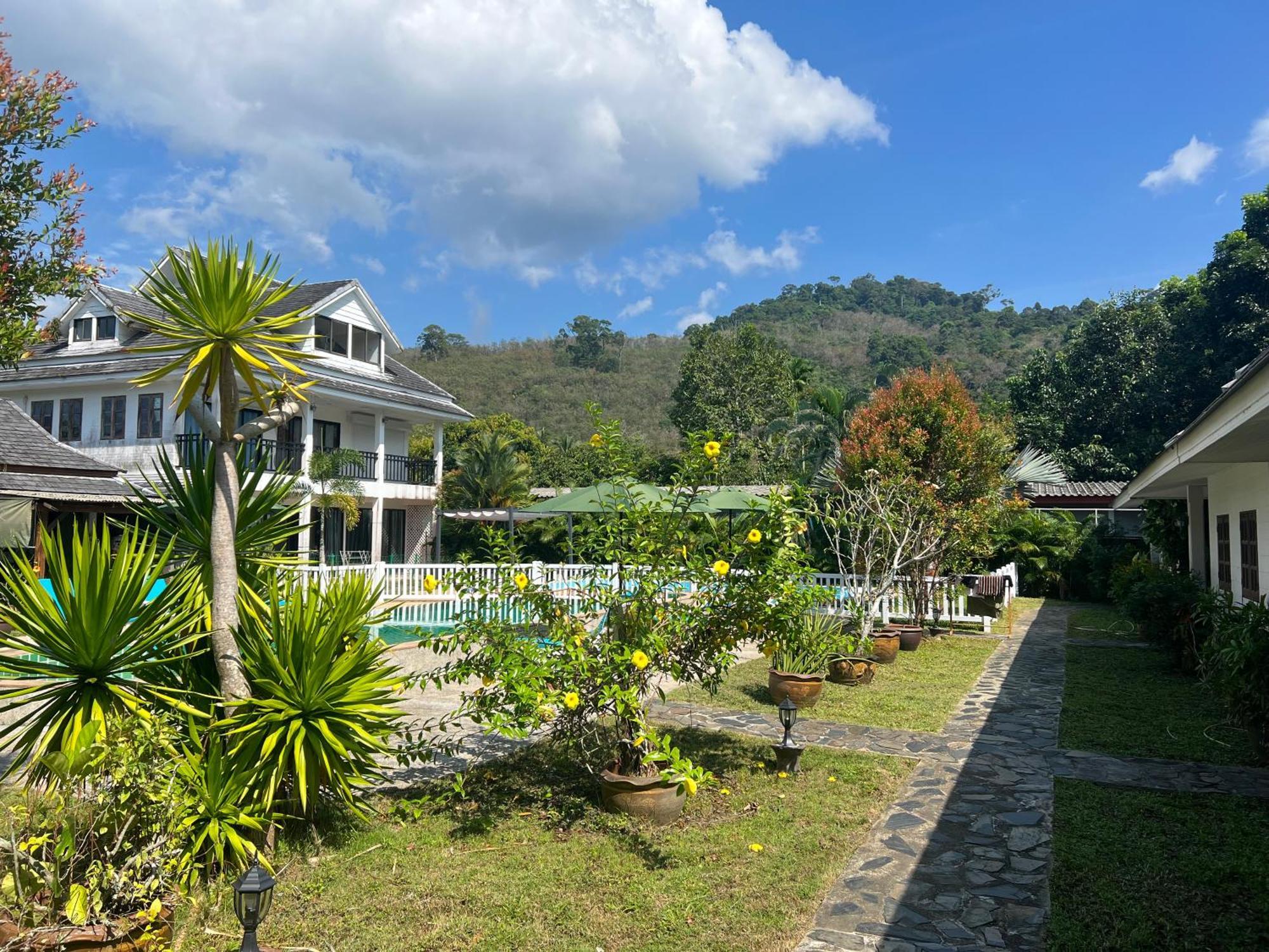 Villa Colina Khao Lak Rooms And Bungalows - Adults Only Ngoại thất bức ảnh
